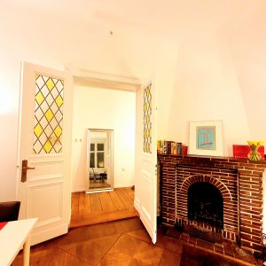 Wohnzimmer Livingroom Blick Richtung Korridor - Bild 29: Große Ferienwohnung 2 Schlafzimmer Nähe Kurfuerstendamm KaDeWe